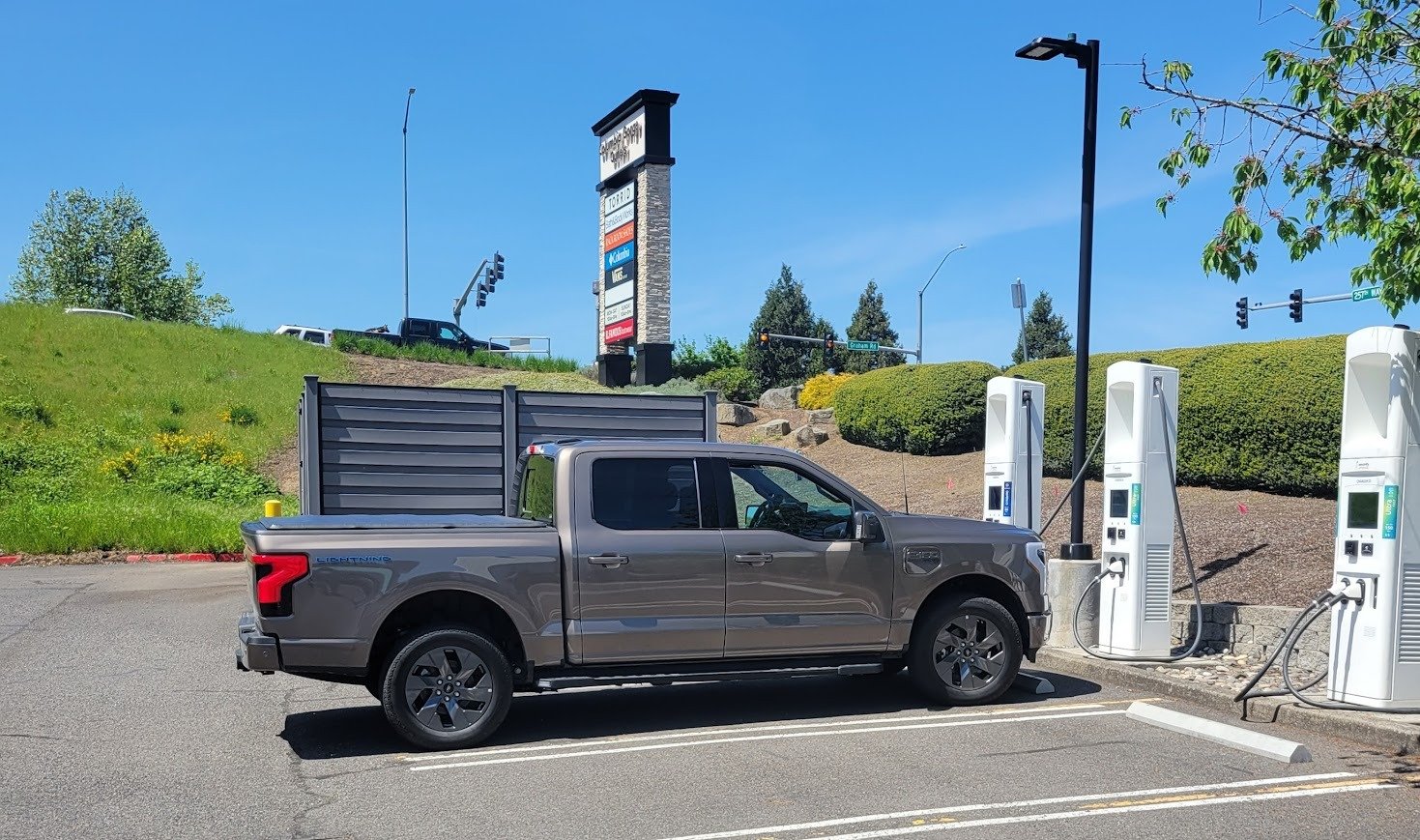 Ford F-150 Lightning Lariat