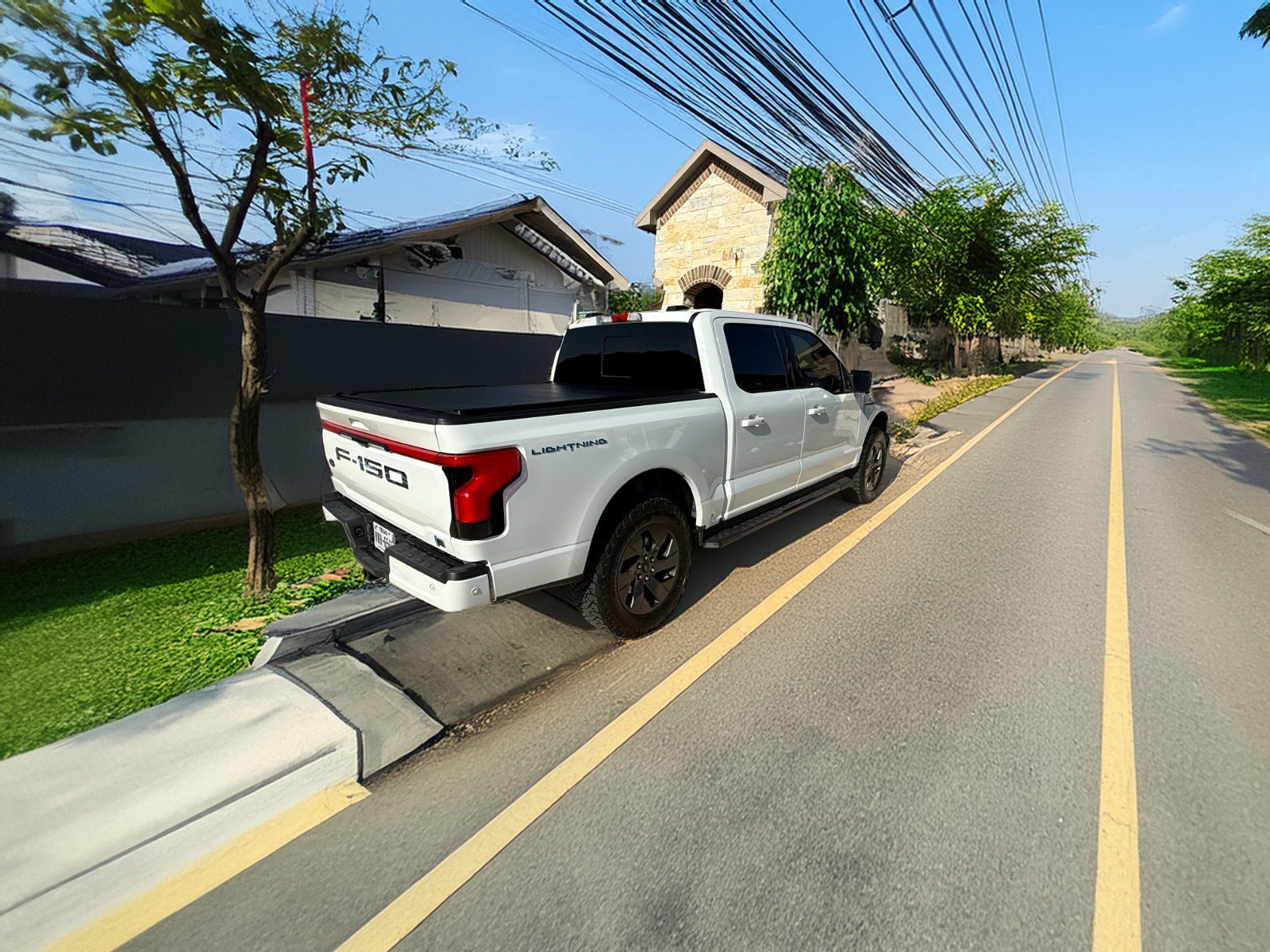 2023 Ford F-150 Lightning Lariat ABC ABC ABC ABC